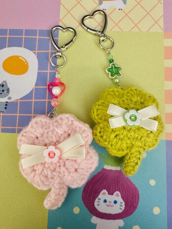 Crochet 4-Leaf Clover charm
